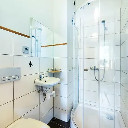 Δωμάτια σε οικογενειακή κατοικία 